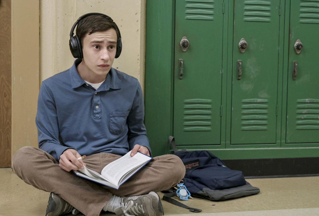 atypical-netflix-premiere-date-video-keir-gilchrist